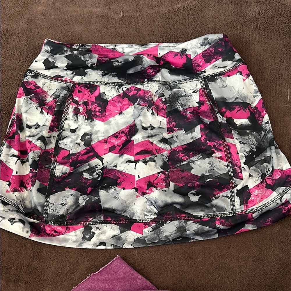 Tek Gear Women's Abstract Pink and Black Mini Skirt